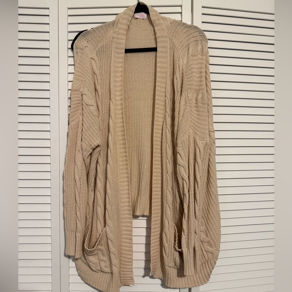 Pink Lily Oversized Cable Knit Cardigan Sweater – Tan/Beige, Size S/M